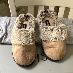Nine West Beige Faux Fur Slippers